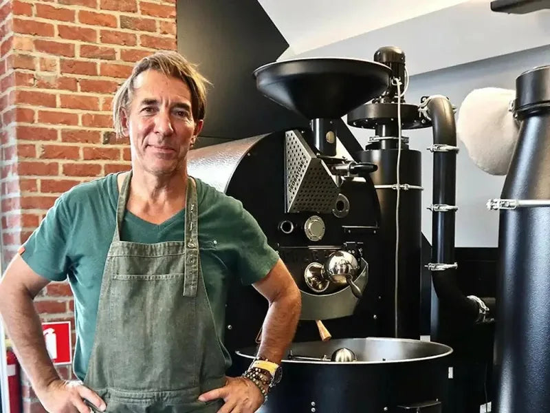 Nathan aan de eerste branding, 2017